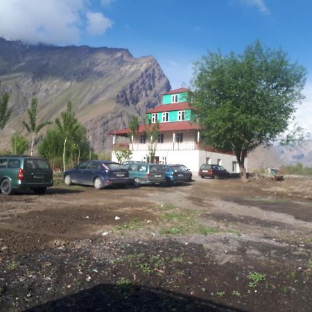 Hostel Muborak Rushan Bagian luar foto