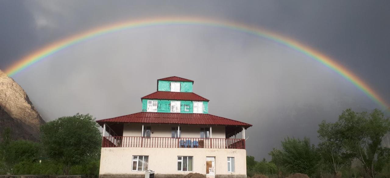 Hostel Muborak Rushan Bagian luar foto