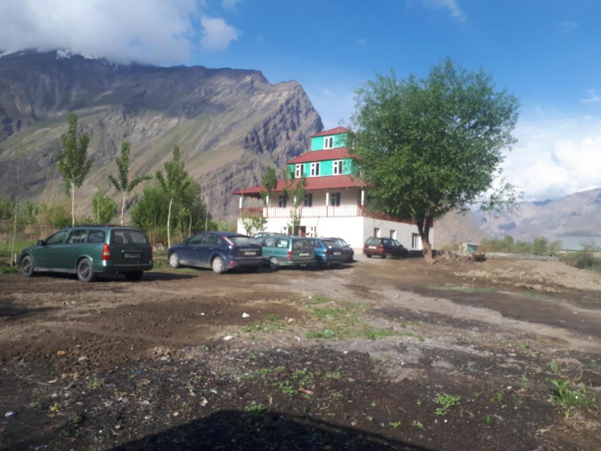 Hostel Muborak Rushan Bagian luar foto